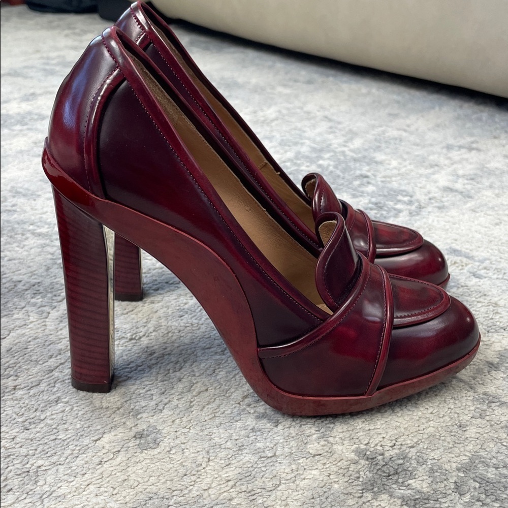 NIB Salvatore Ferragamo Reina Loafer Heels Pumps Red Oxblood Glossy Sz 5.5 - Picture 6 of 15